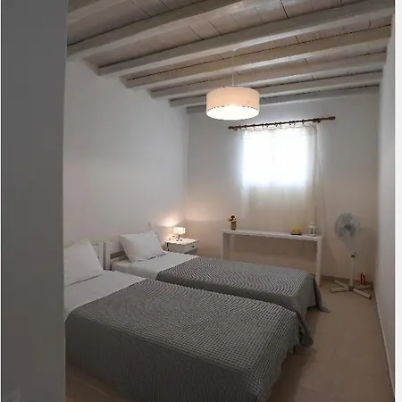 Traditional Cyclades In Pyrgos アパート